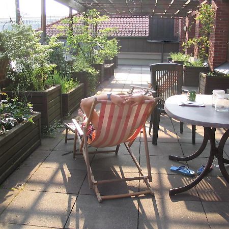 Хостел Penthouse Backpackers Оснабрюк Экстерьер фото