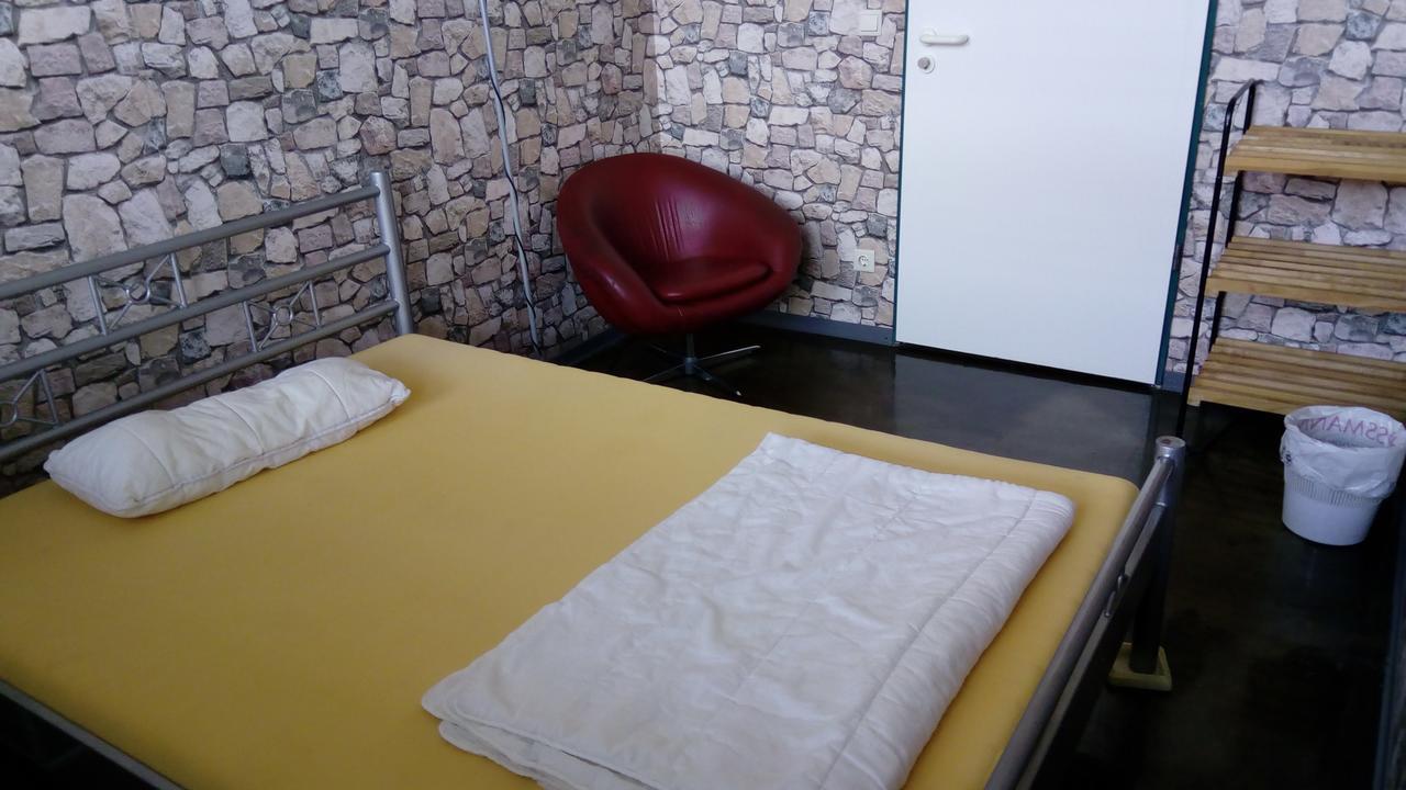 Хостел Penthouse Backpackers Оснабрюк Экстерьер фото